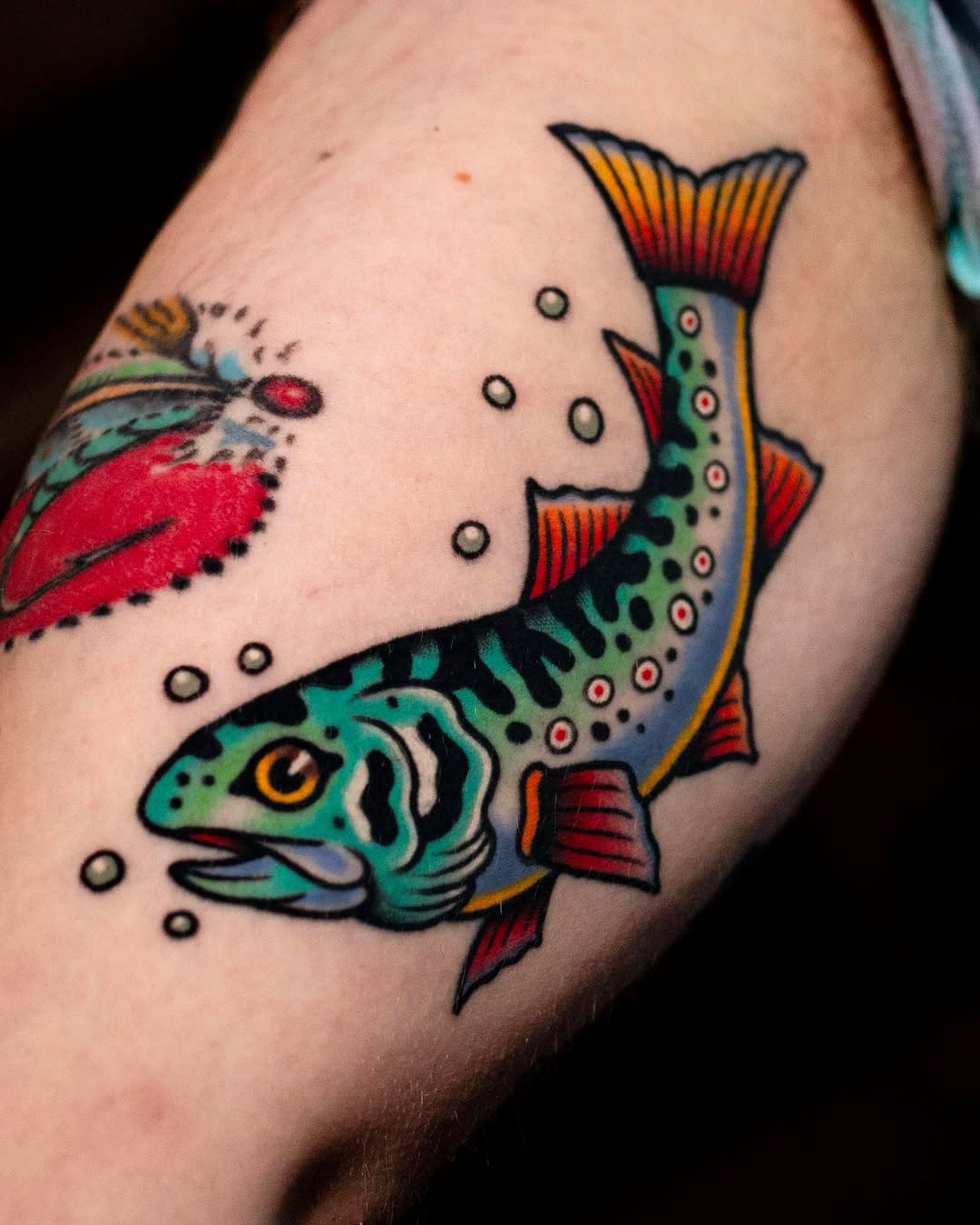 Tattoo by @miguelcomintattooer โ american_traditional