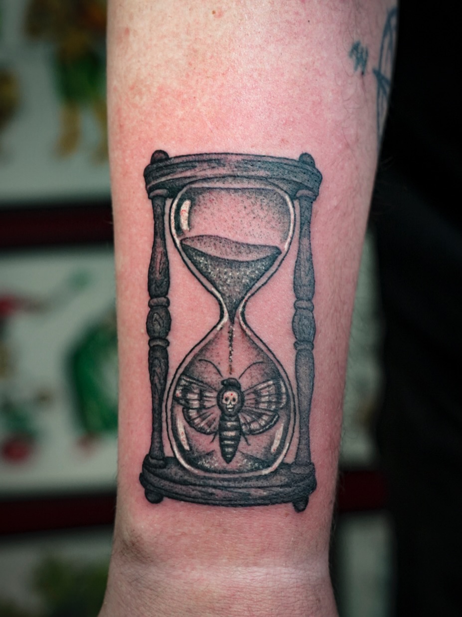 Tattoo by @spicolitattoos — black_and_grey