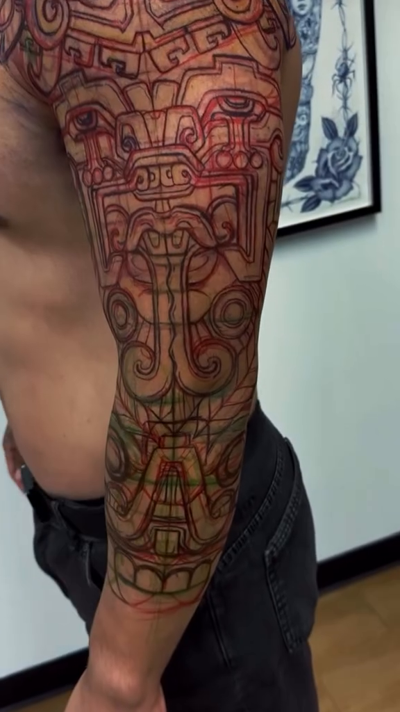 Tattoo by @chipitattoos — geometric, japanese_irezumi