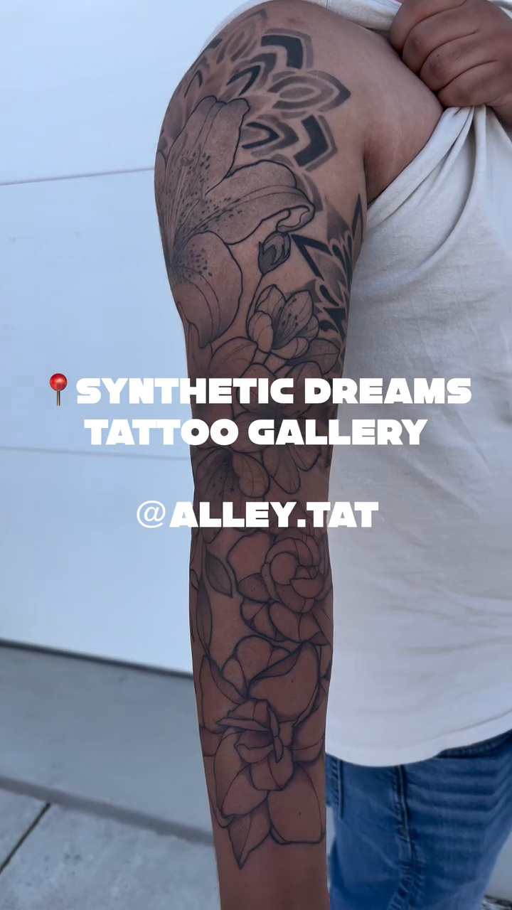 Tattoo by @alley.tat — geometric, fine_line