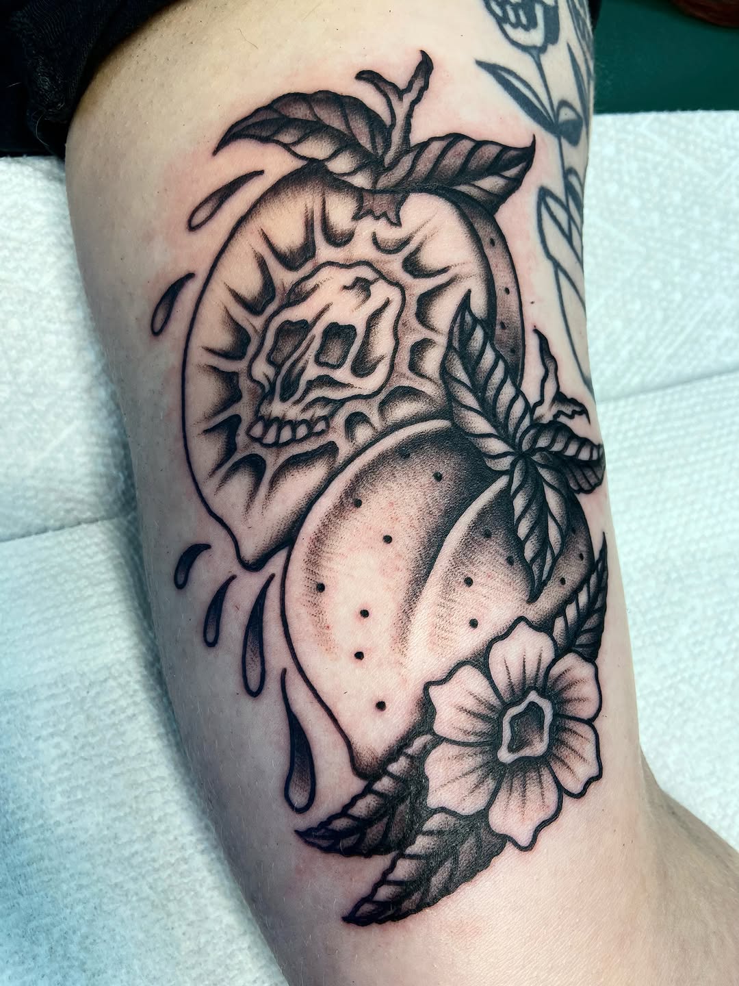 Tattoo by @ryansflashstash — american_traditional, illustrative