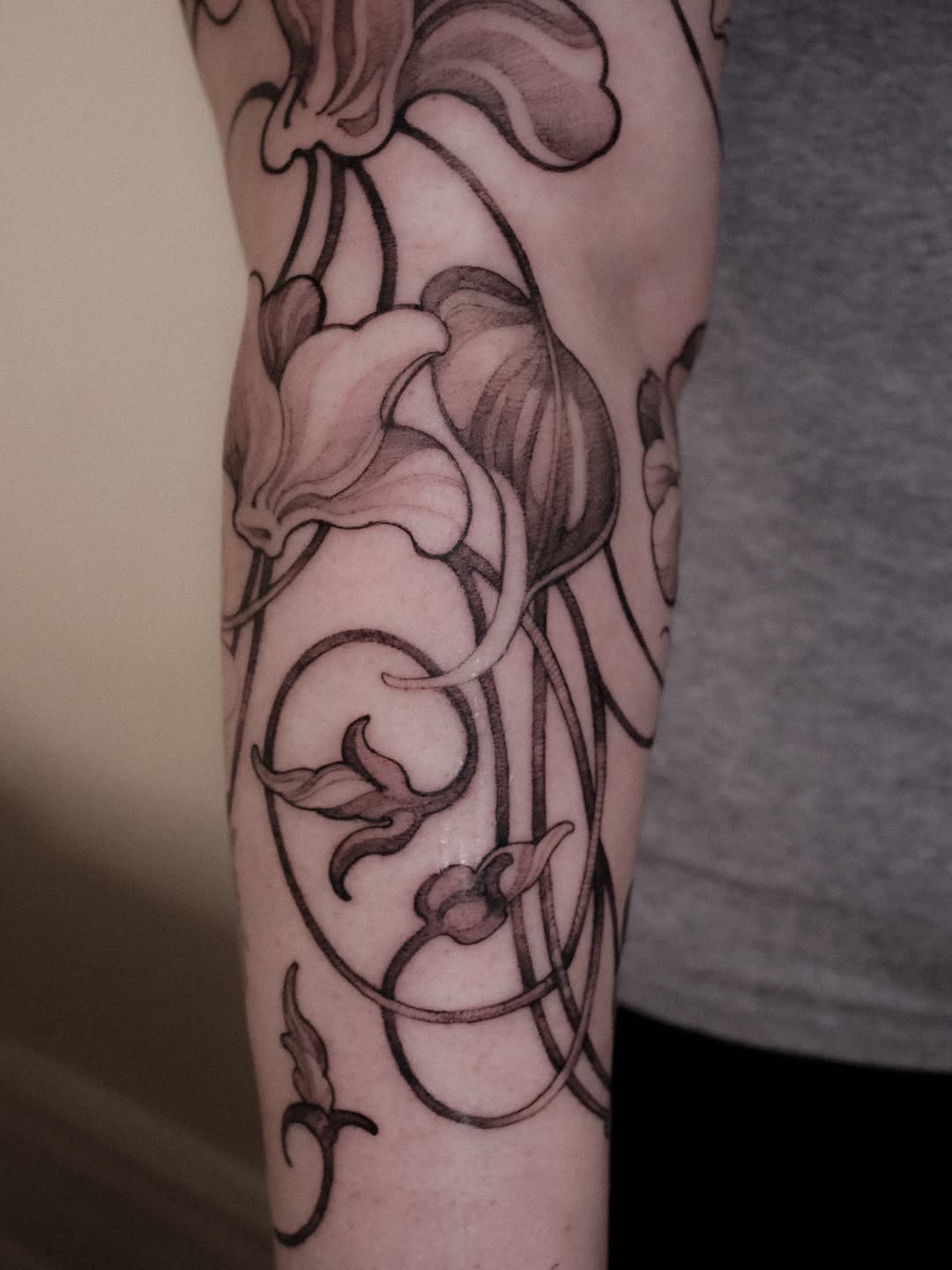 Tattoo by @zozutattoo β black_and_grey, ornamental