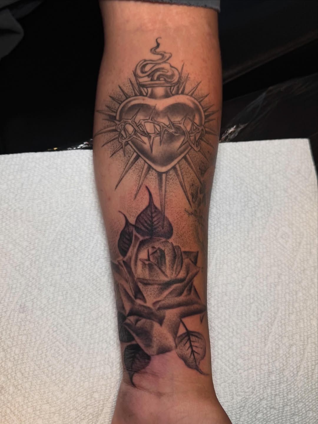Tattoo by @reytatu โ black_and_grey, realism