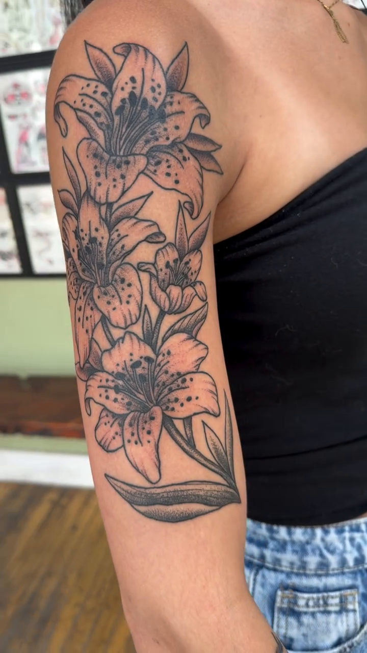 Tattoo by @sethgurdtattoo — black_and_grey, realism