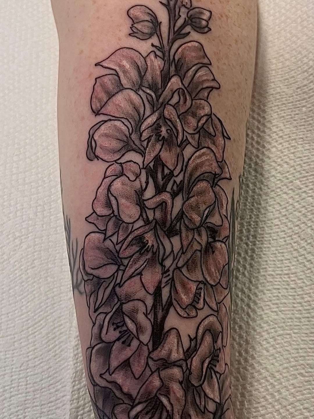 Tattoo by @classiccustomtattooing — black_and_grey, realism