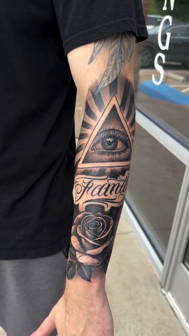Tattoo by @dreamchaserink — black_and_grey, realism