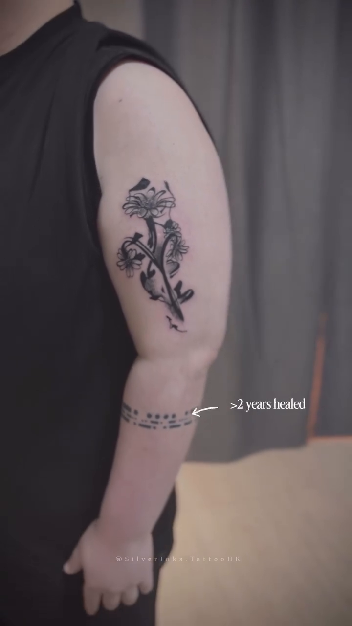 Tattoo by @silverinks.tattoohk — fine_line, black_and_grey