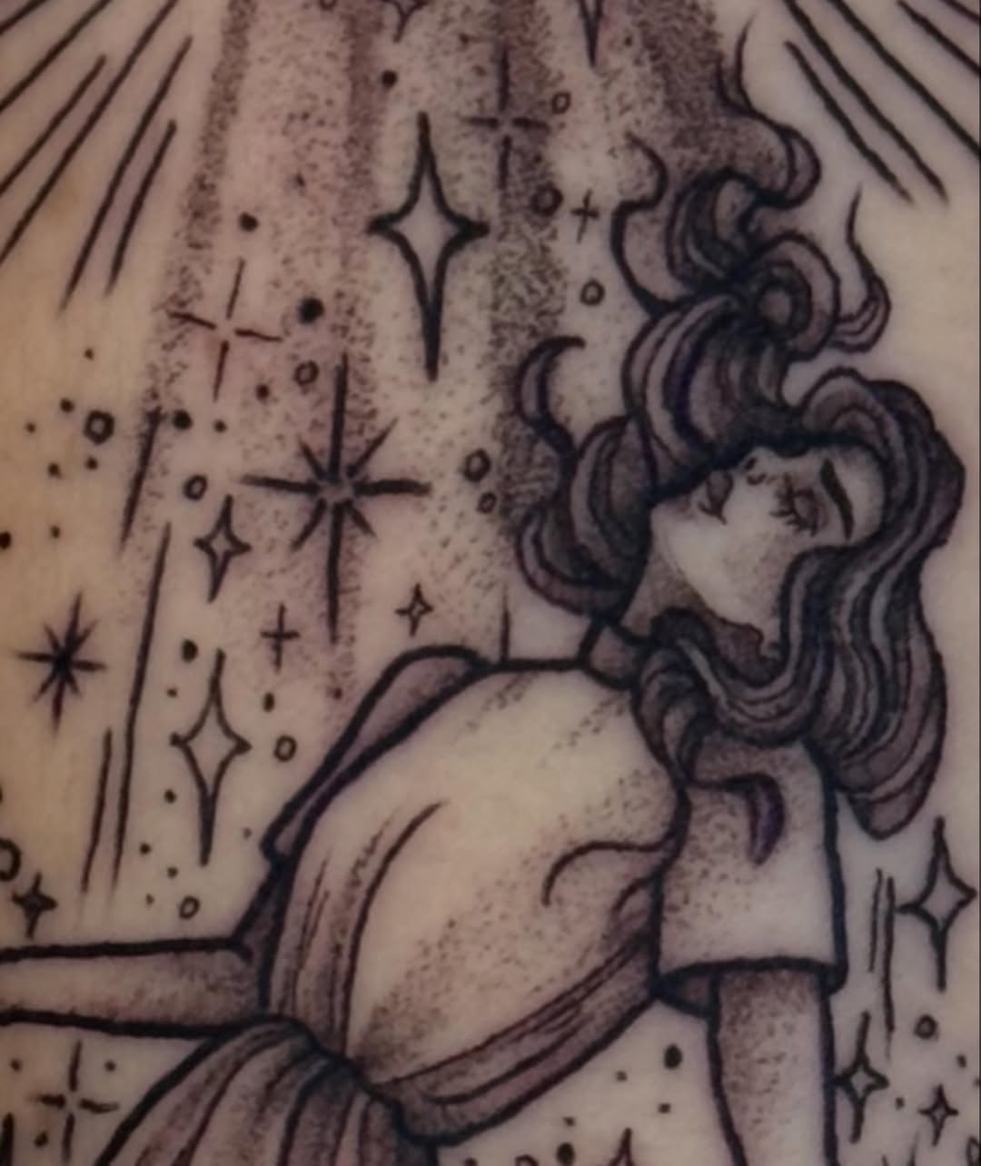 Tattoo by @luckyseventattoos — illustrative, dotwork