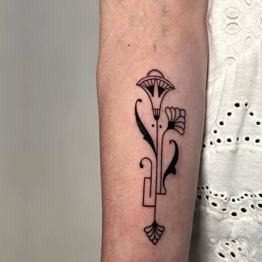 Tattoo by @donavon_batz — geometric