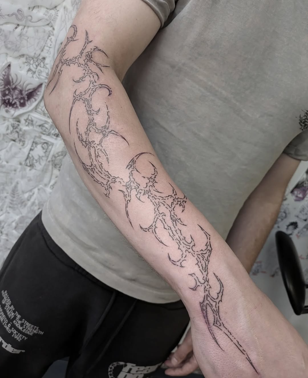 Tattoo by @dyni.morgho β blackwork, geometric