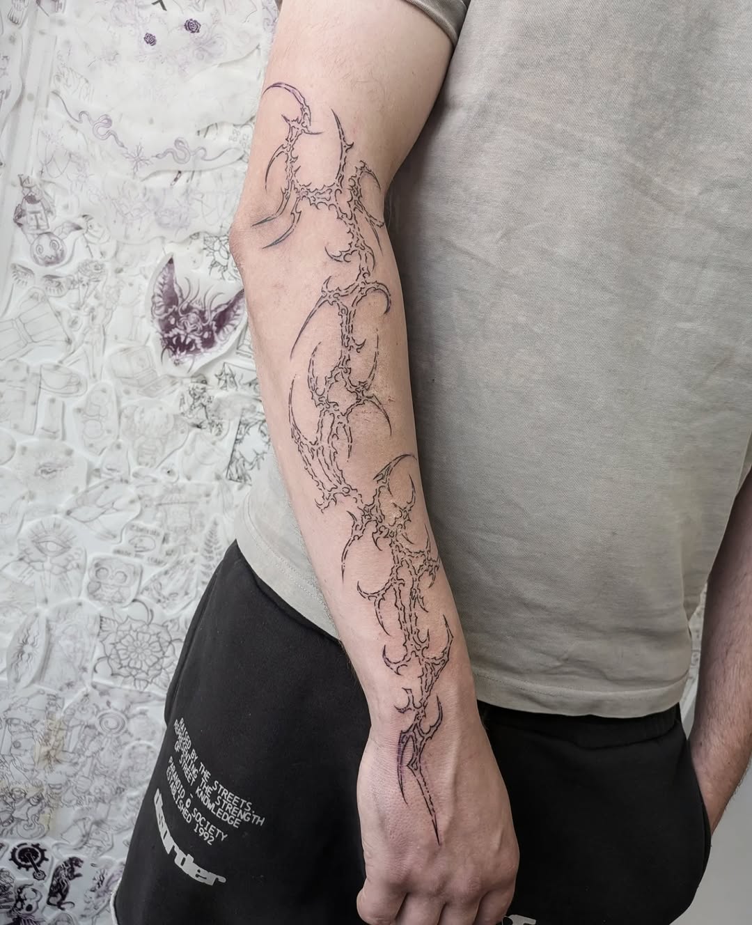 Tattoo by @dyni.morgho β blackwork, geometric