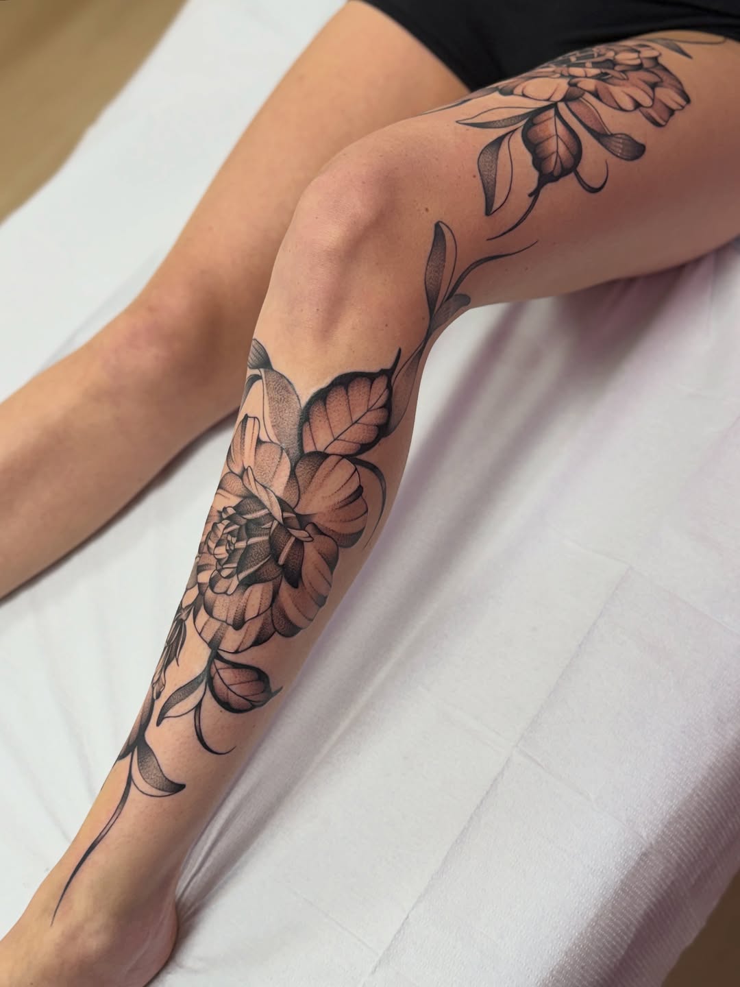 Tattoo by @lilindigotattoo — black_and_grey, dotwork