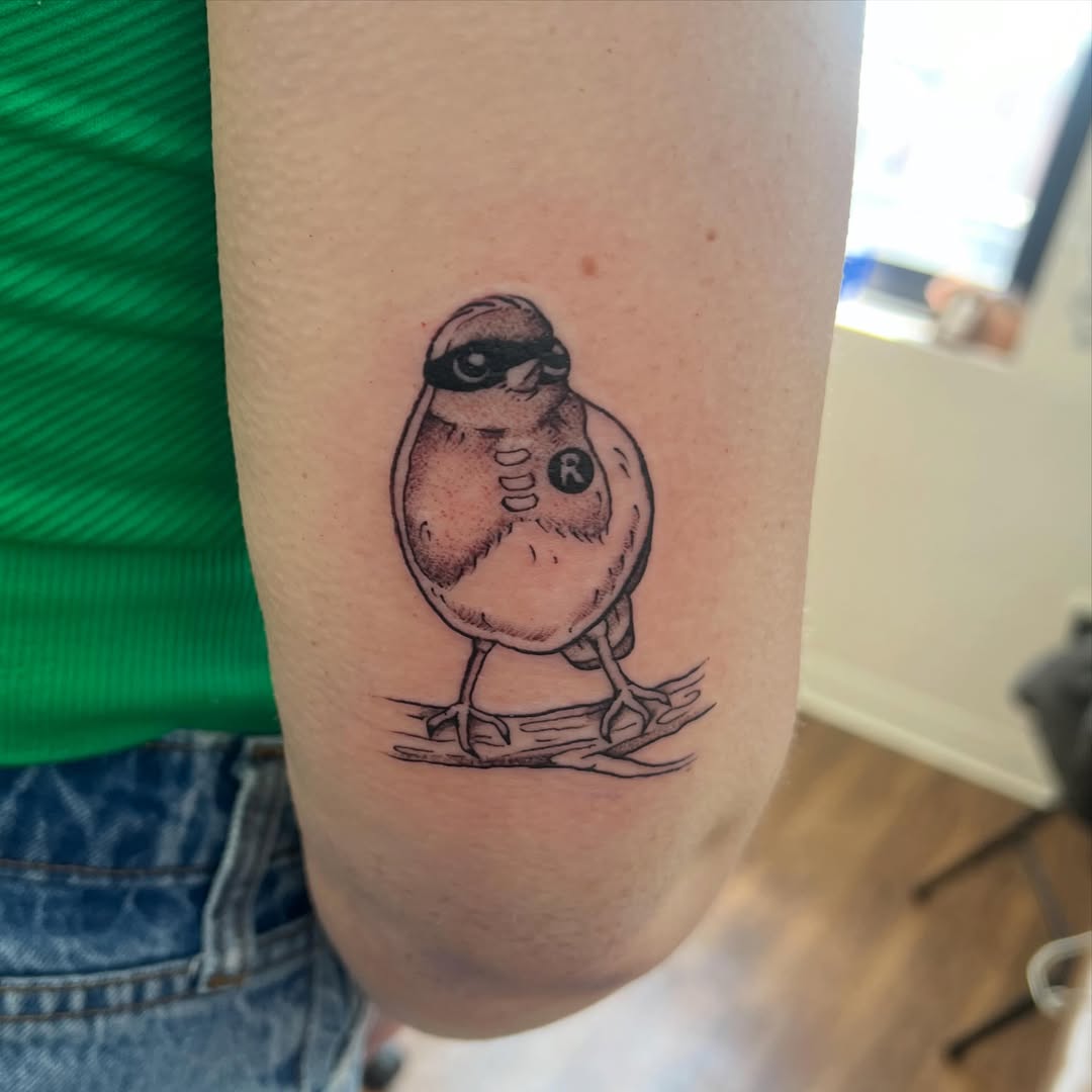 Tattoo by @beastlyflowers β fine_line, black_and_grey