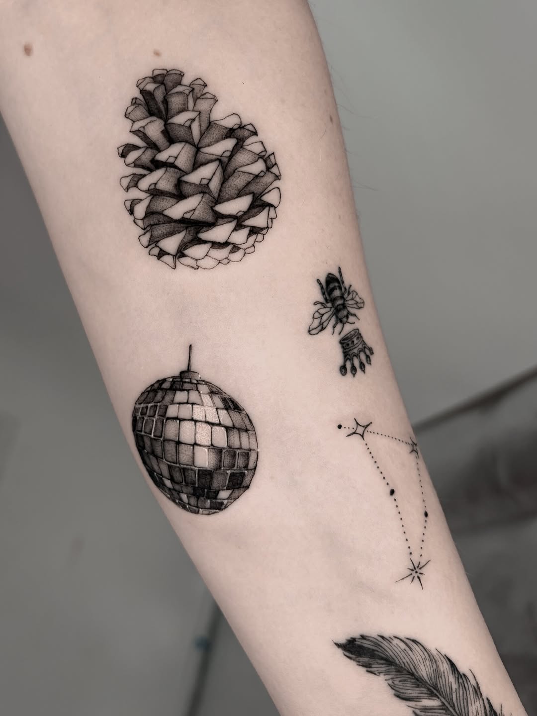 Tattoo by @tahinos.tattoo โ illustrative, black_and_grey
