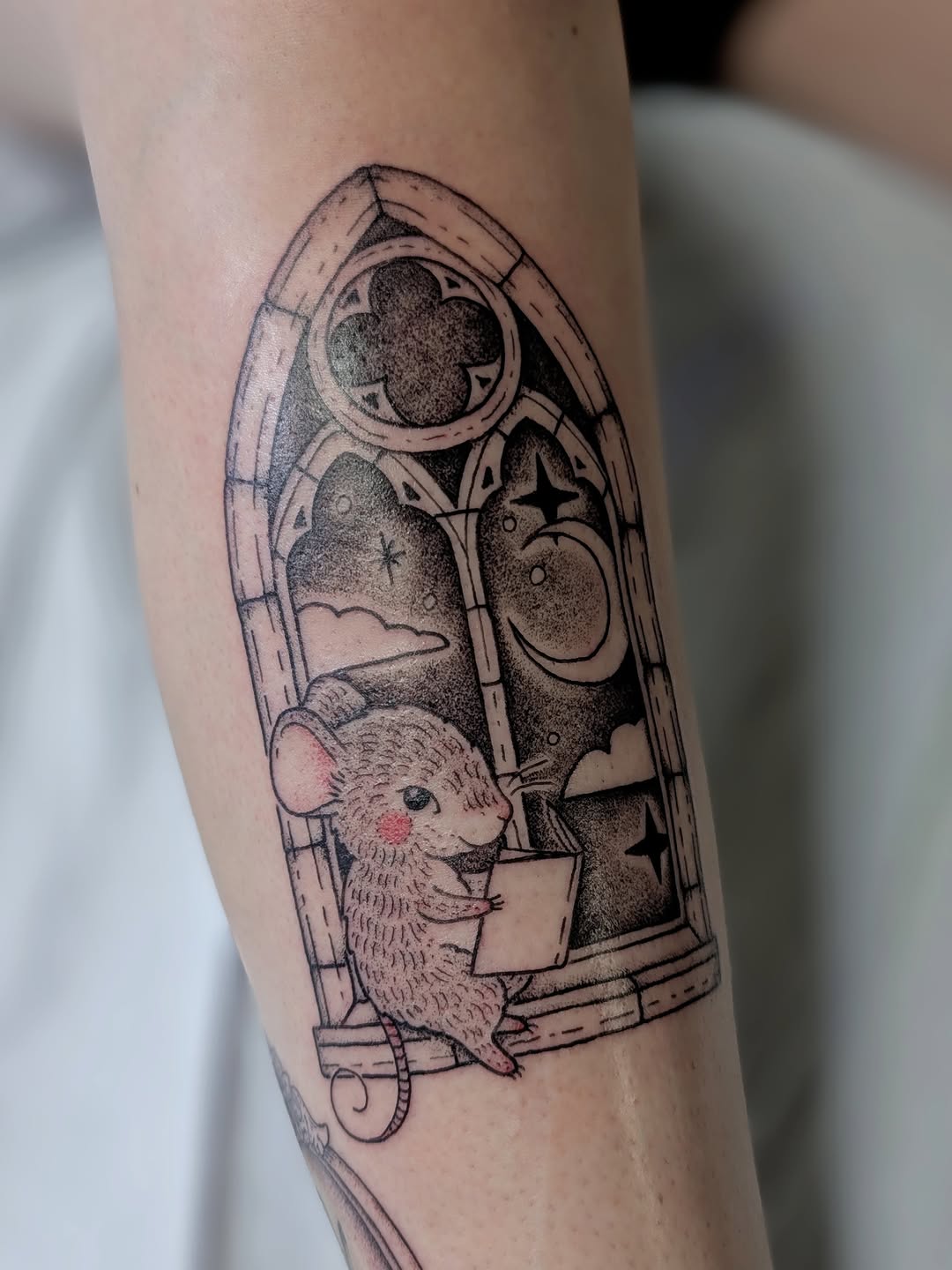 Tattoo by @daniturkeysammie — dotwork