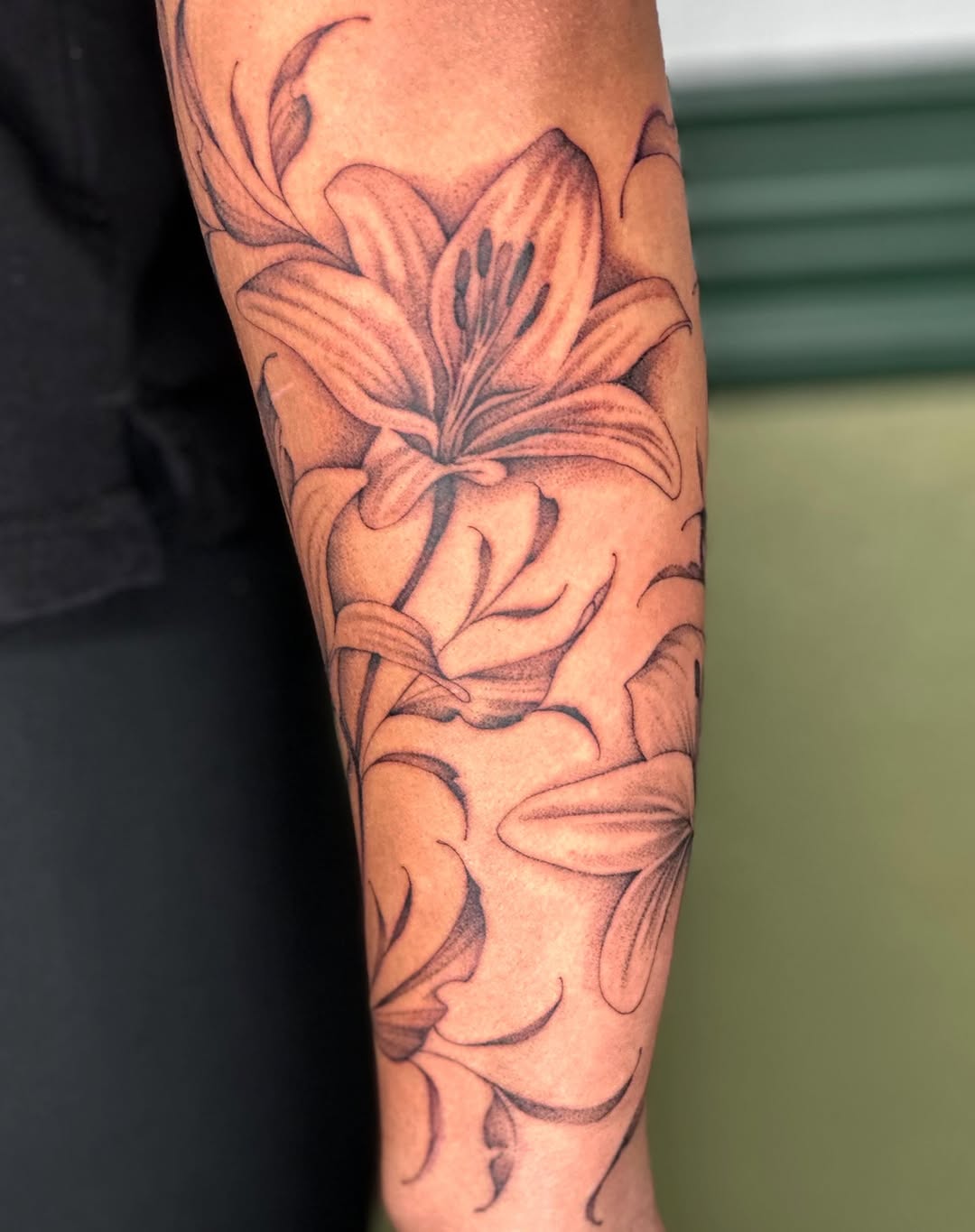 Tattoo by @zen_tatts — black_and_grey, illustrative