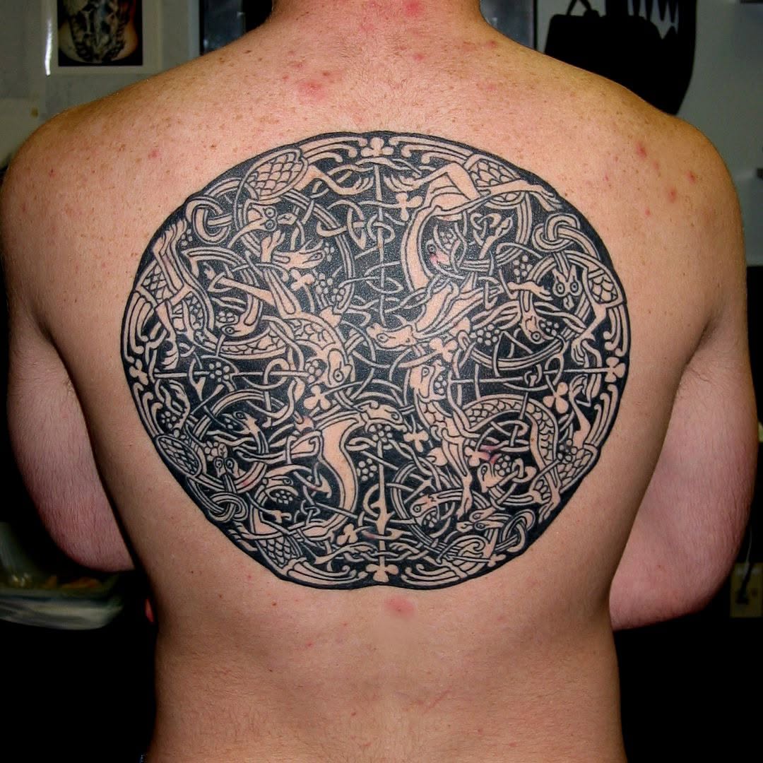 Tattoo by @davechercourt — blackwork