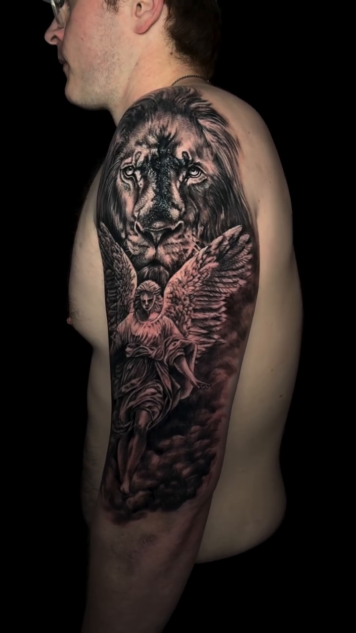 Tattoo by @tattootre — realism, black_and_grey