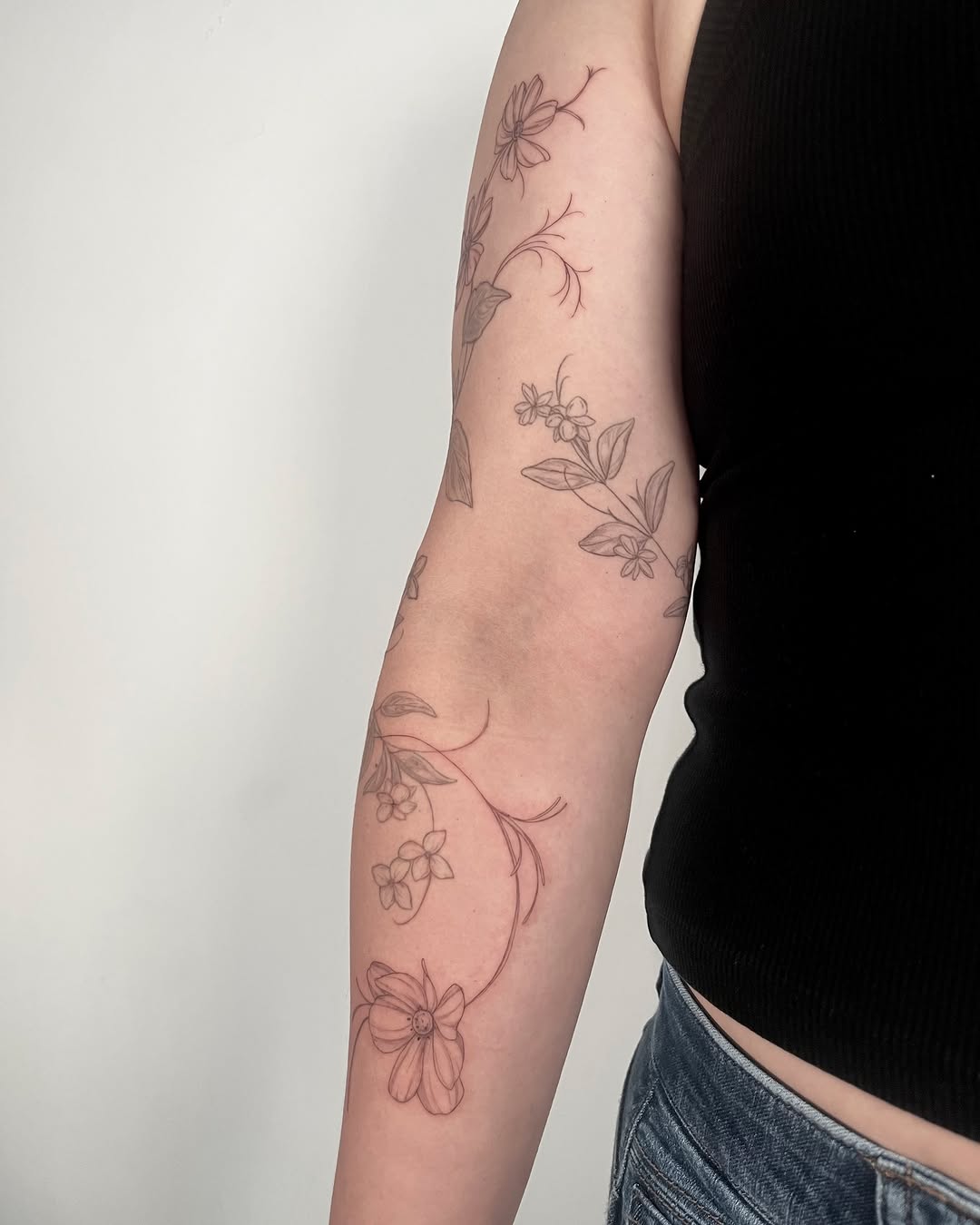 Tattoo by @teattoos β fine_line, illustrative