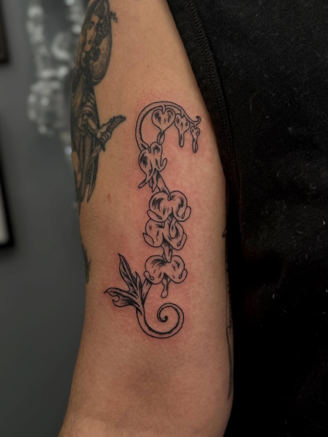 Tattoo by @figsandfossils — fine_line