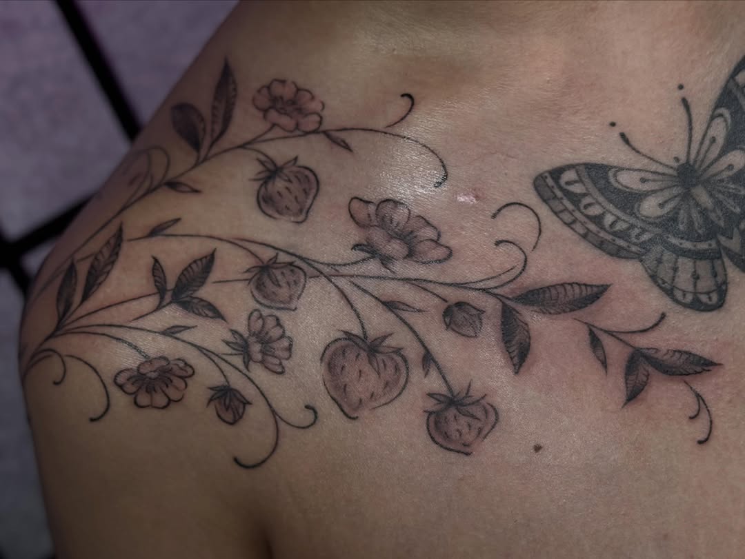 Tattoo by @justina.tattoos — fine_line