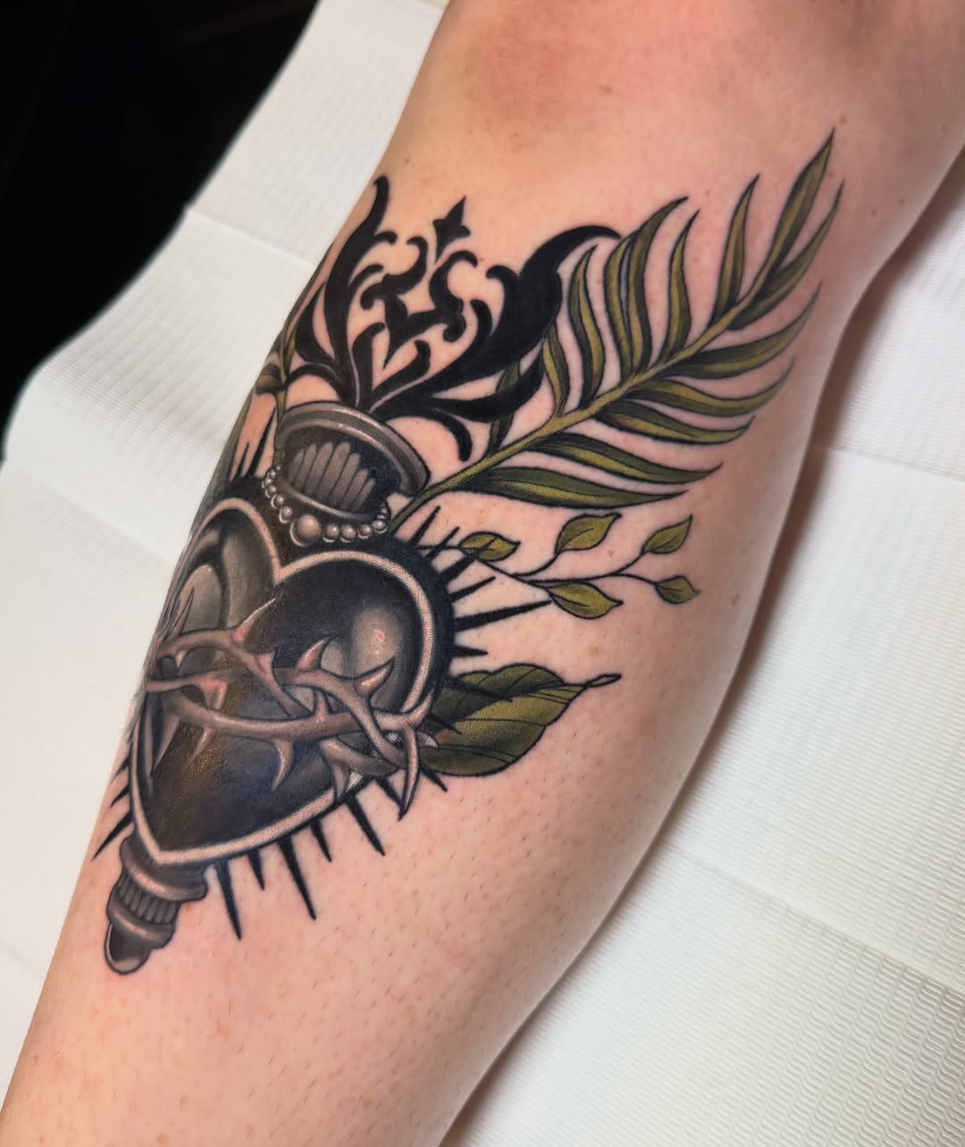 Tattoo by @lolainkistry — illustrative, black_and_grey