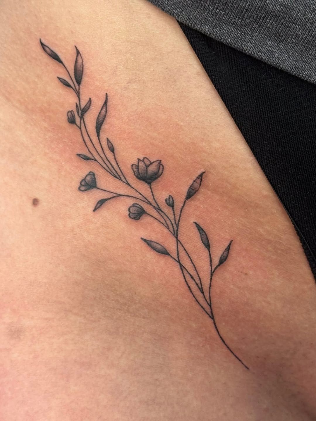Tattoo by @kinghell73 — fine_line