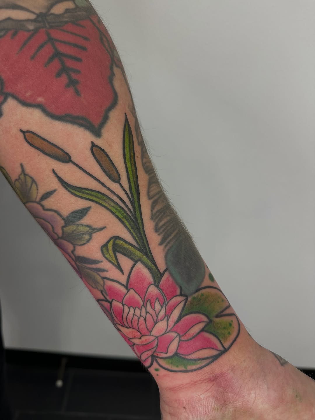 Tattoo by @tattoosbydarci โ american_traditional
