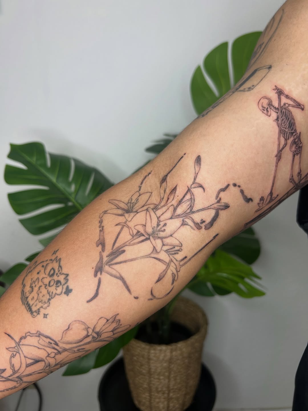 Tattoo by @xsinner___ — illustrative, black_and_grey