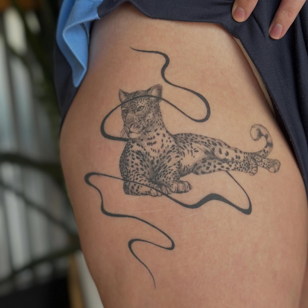 Tattoo by @scaktats โ realism