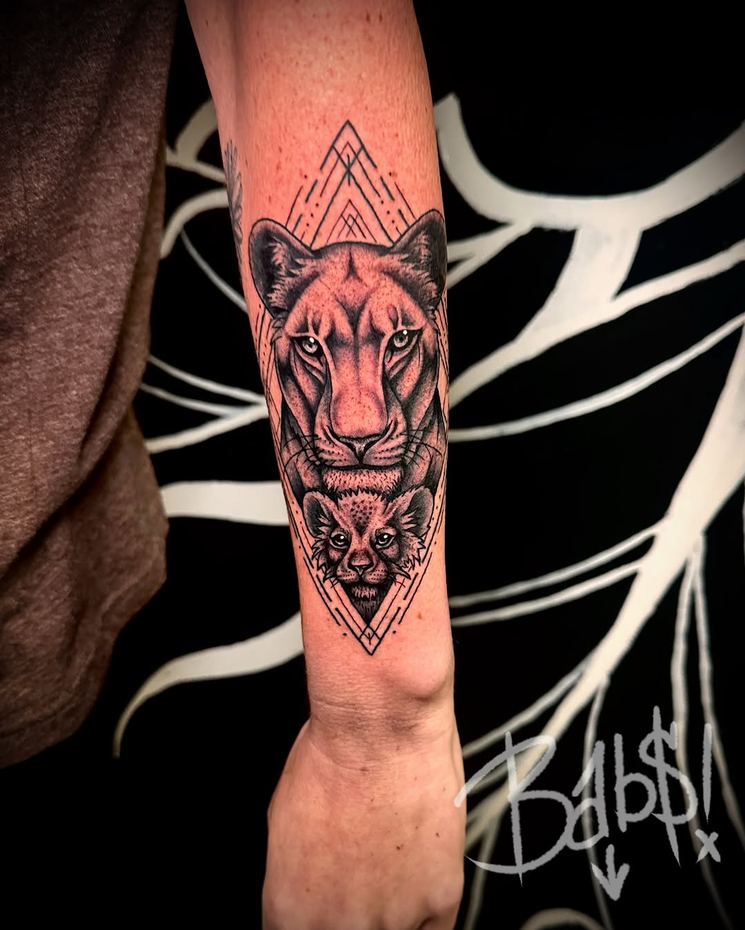 Tattoo by @capnbabs โ realism, geometric