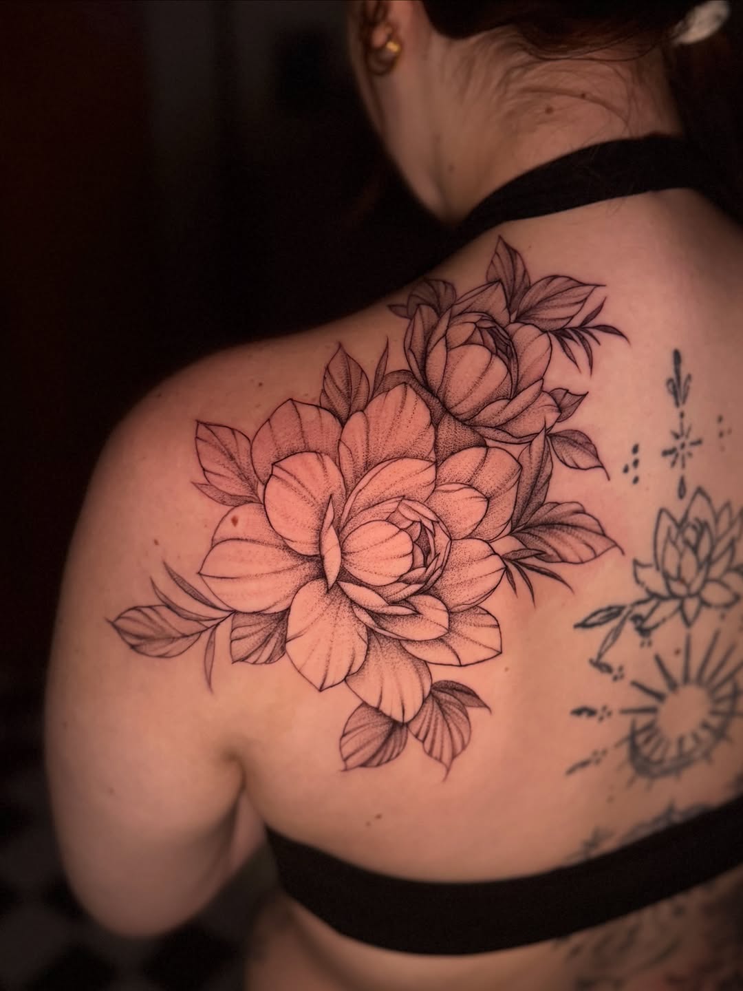 Tattoo by @greimey.ink — illustrative, dotwork