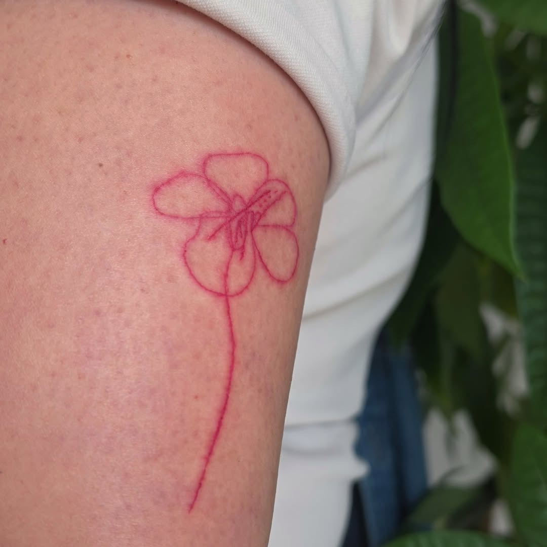 Tattoo by @atelier156.tattoo โ fine_line