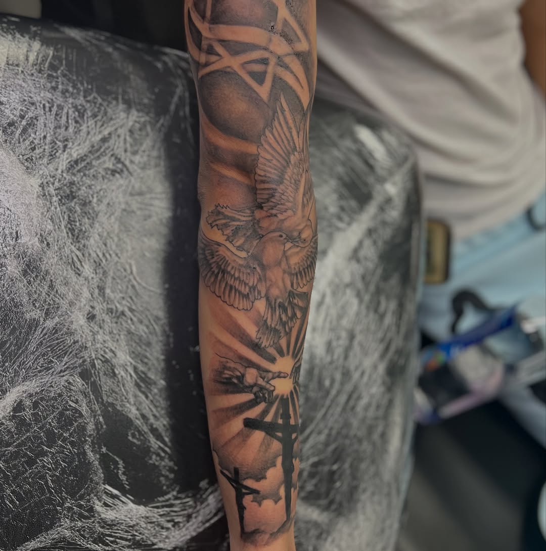 Tattoo by @ram_tat2 — black_and_grey, realism