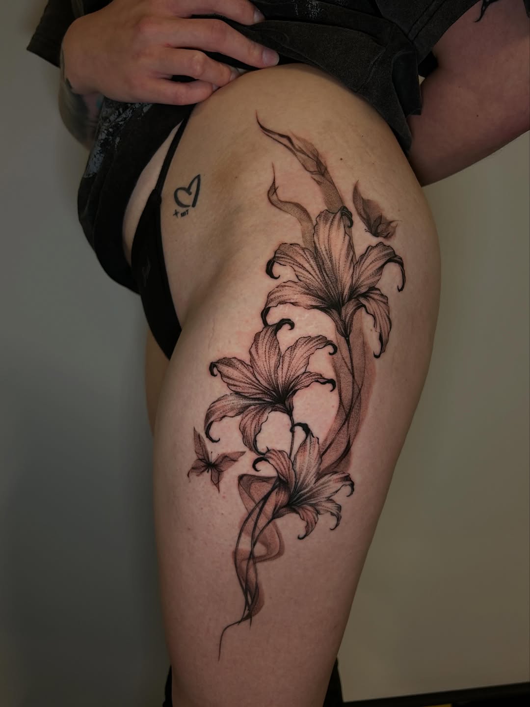 Tattoo by @tatbyj — black_and_grey