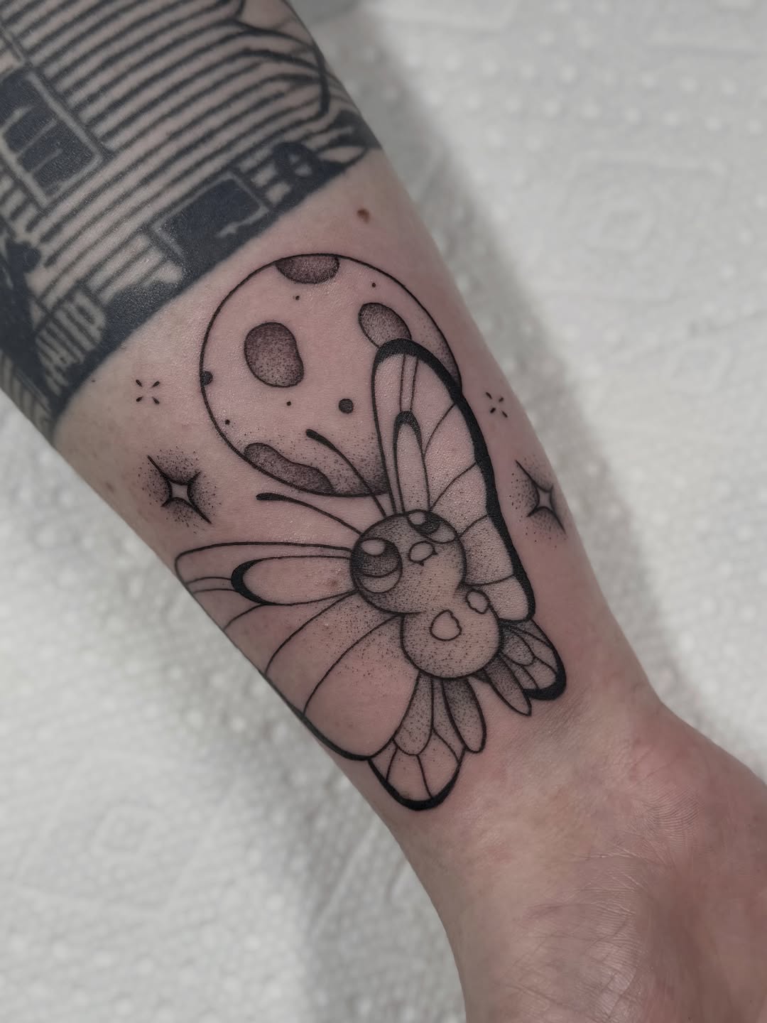 Tattoo by @allyghastly — new_school, dotwork