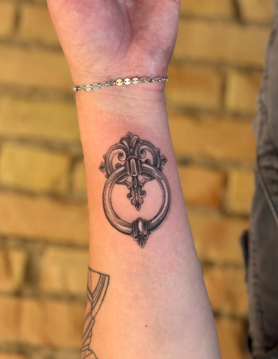 Tattoo by @onlyslightlyartistic โ black_and_grey, illustrative