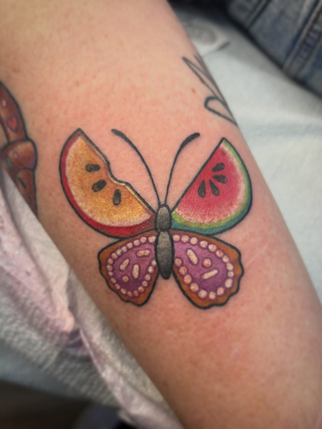 Tattoo by @tyyger.style — illustrative, new_school
