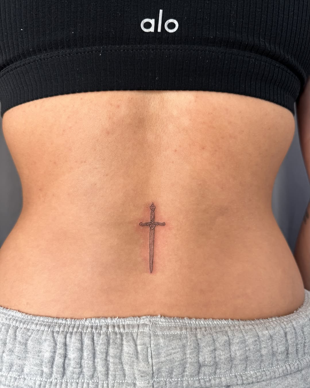 Tattoo by @chyzh.ttt — fine_line