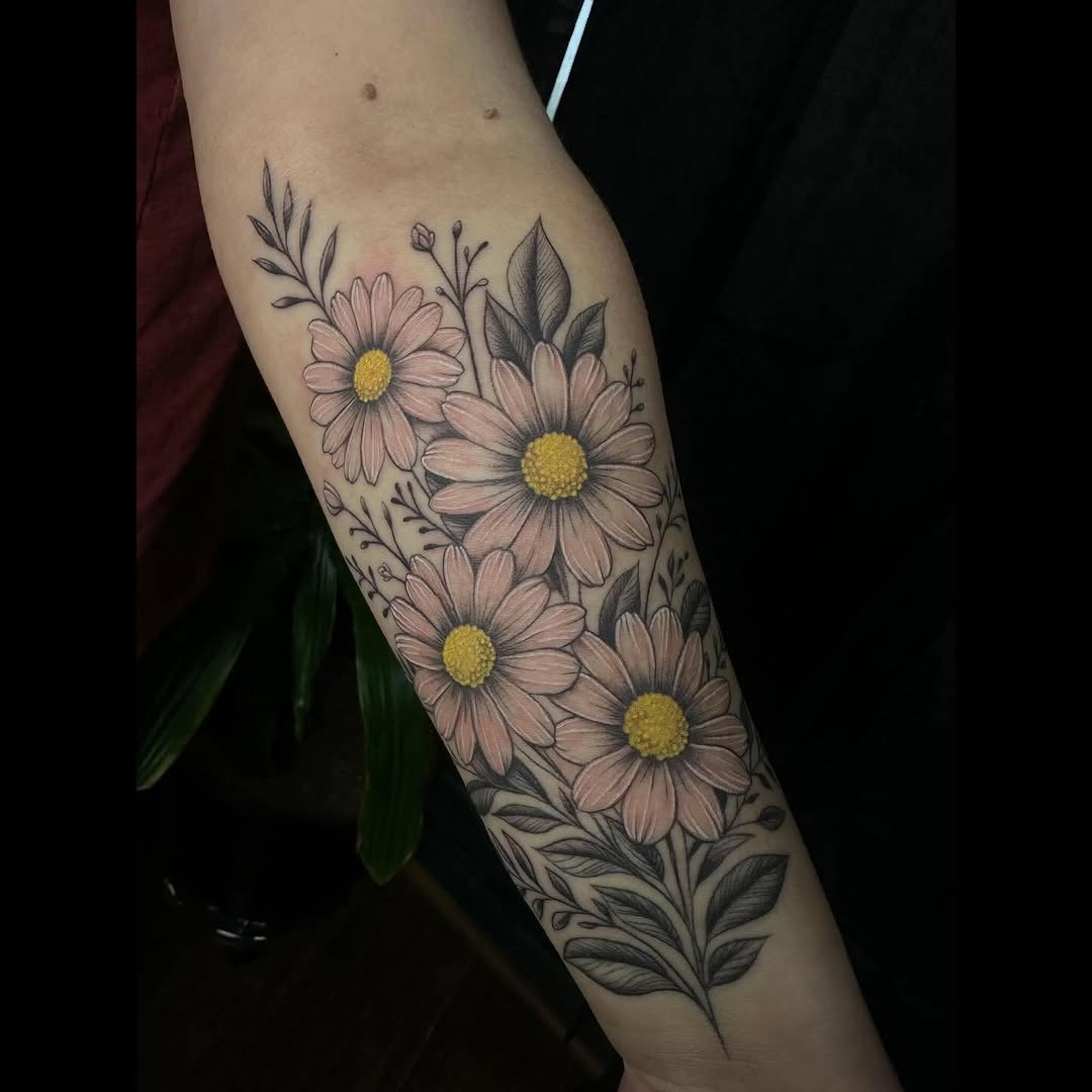 Tattoo by @sarahsmiletattoo โ illustrative, black_and_grey