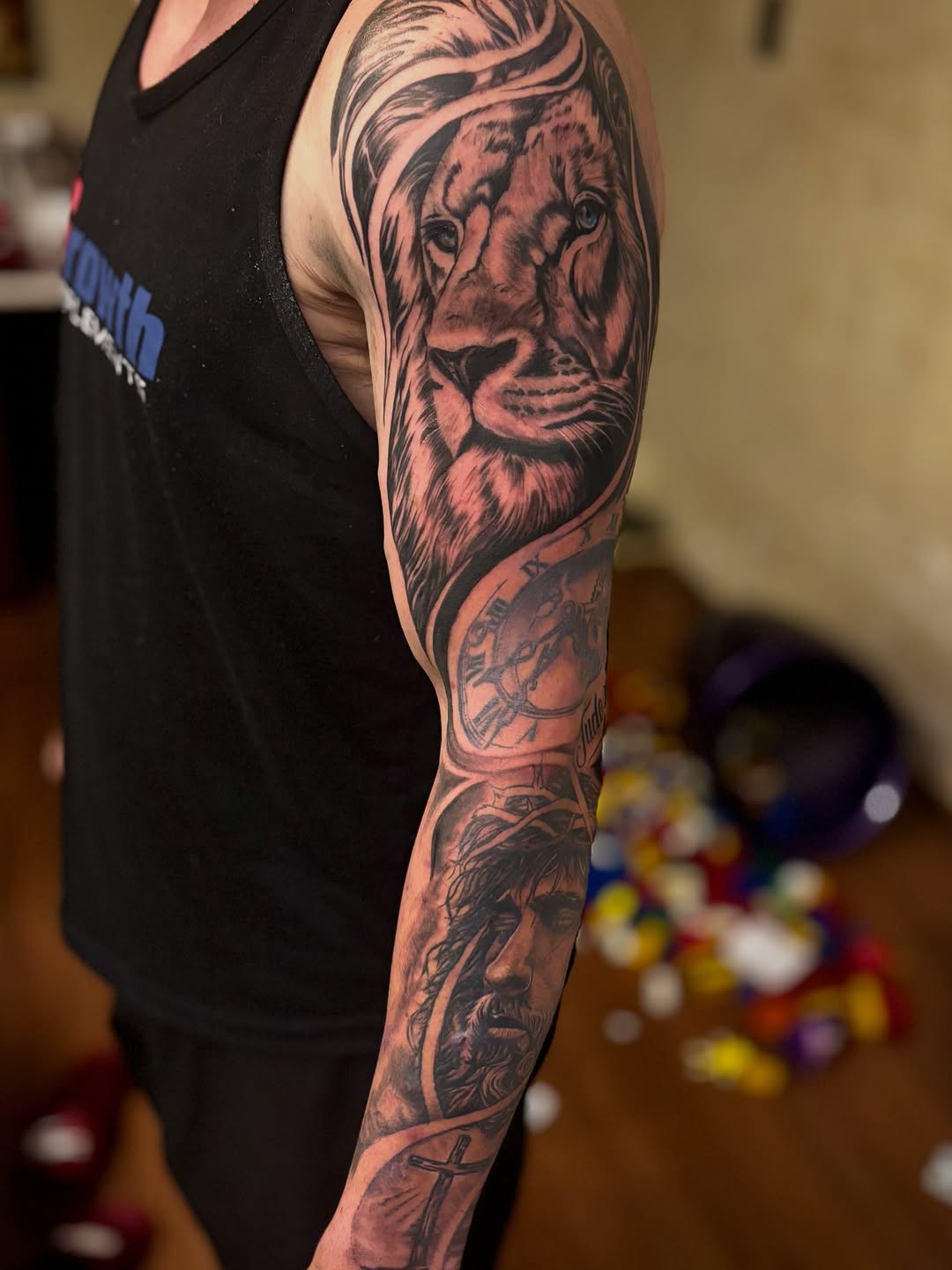Tattoo by @mauricio_goiss — realism, black_and_grey