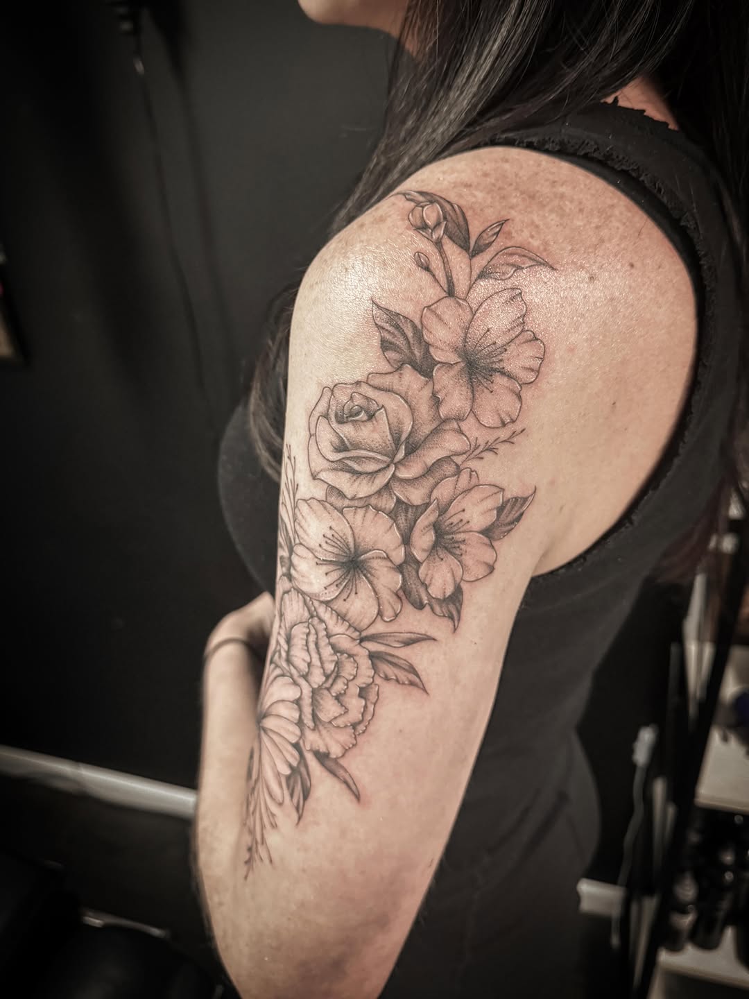 Tattoo by @linework_lacey — fine_line, black_and_grey