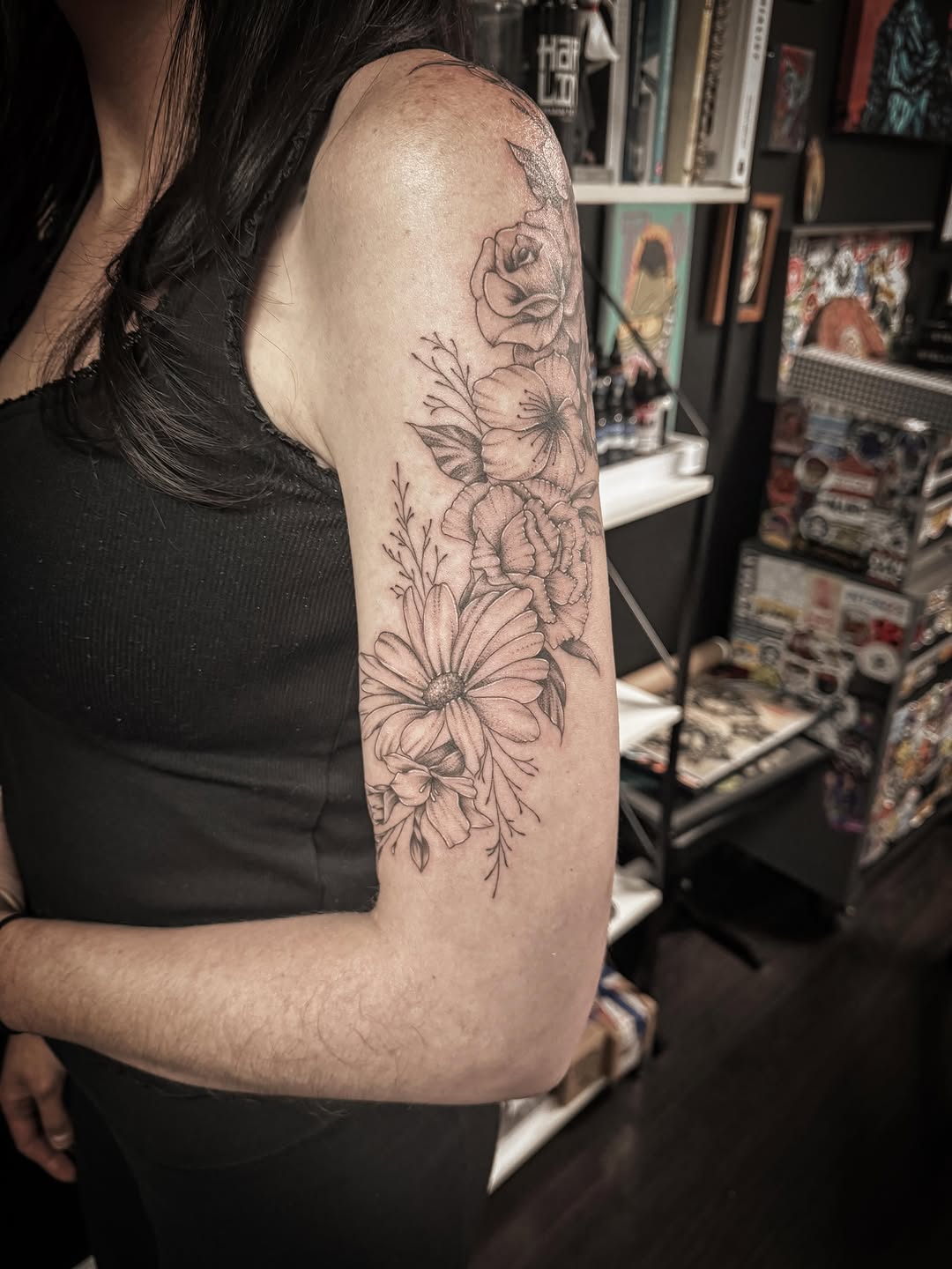 Tattoo by @linework_lacey — fine_line, black_and_grey