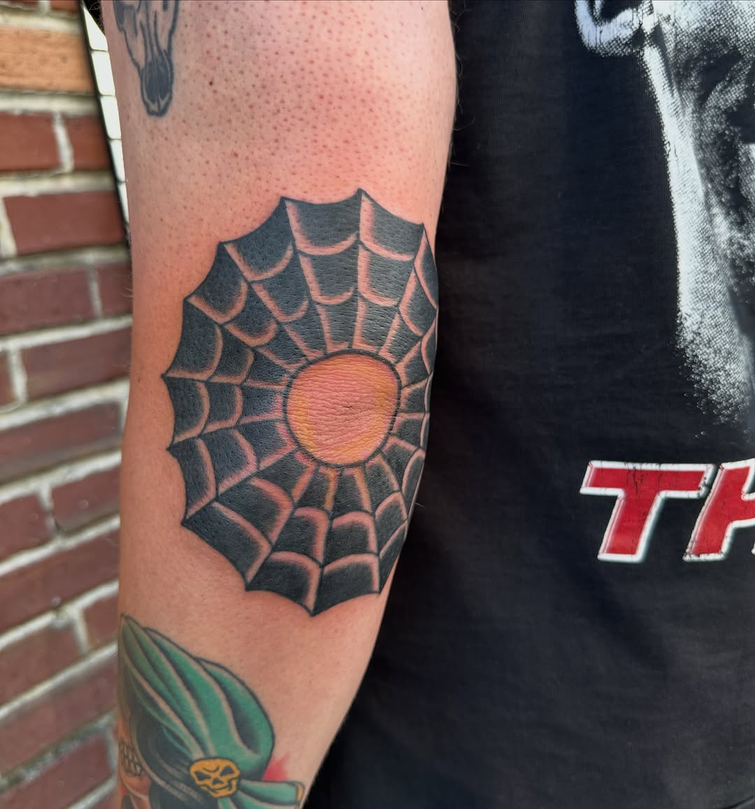 Tattoo by @bails.tattooer โ blackwork