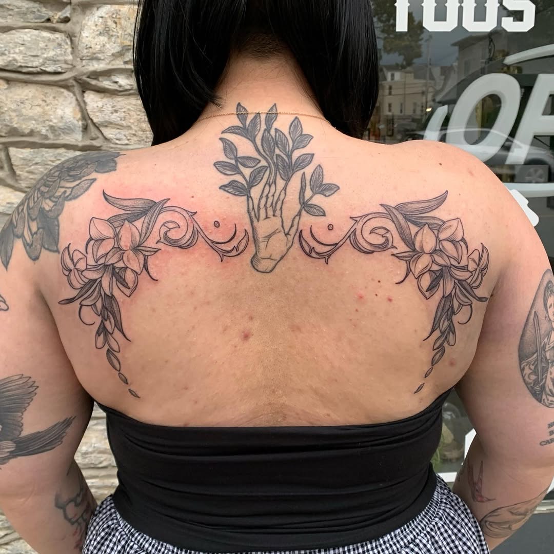 Tattoo by @tabby_wirebach_tattoos — fine_line, black_and_grey