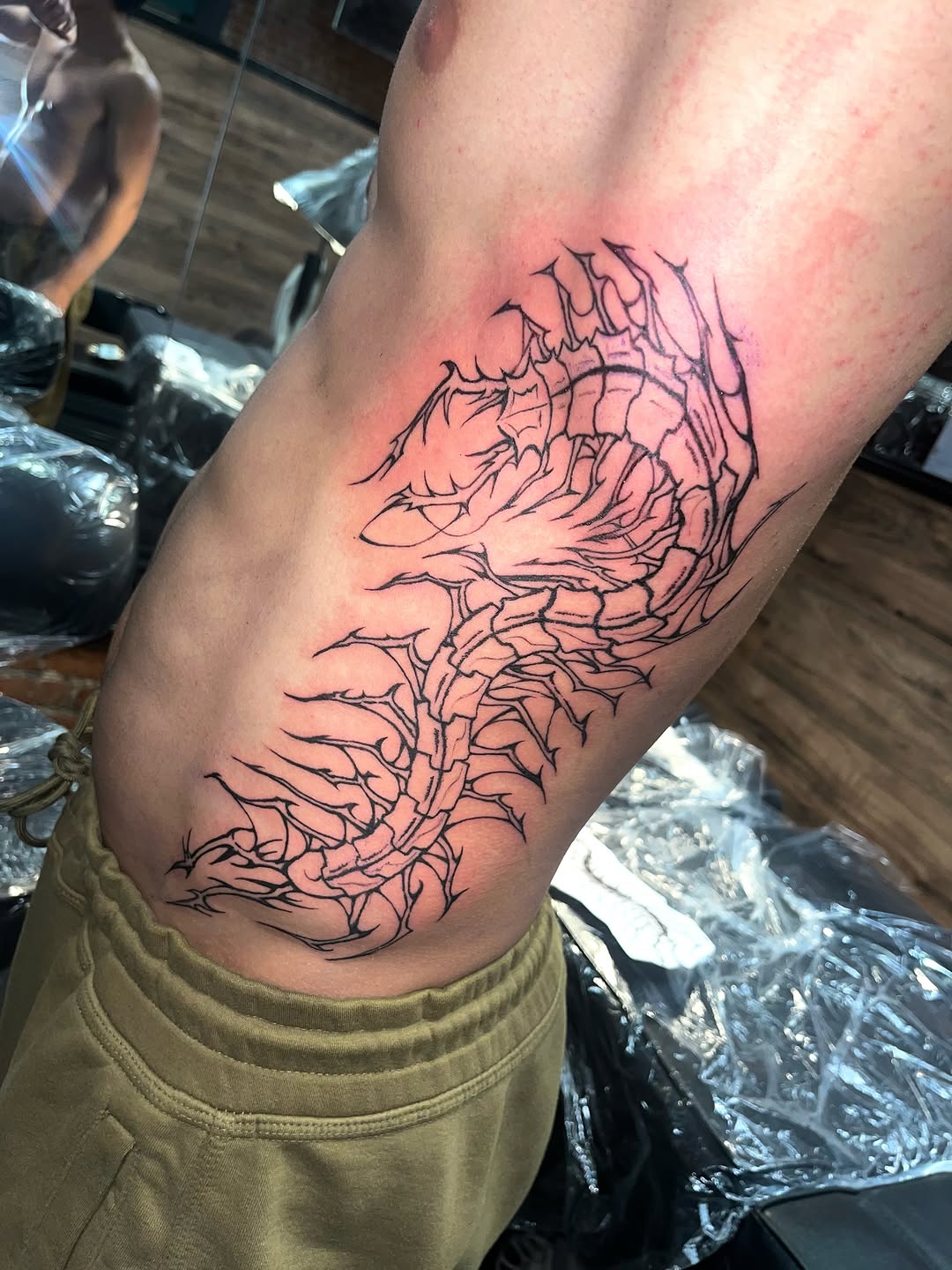 Tattoo by @michelleyoon_ttt — blackwork