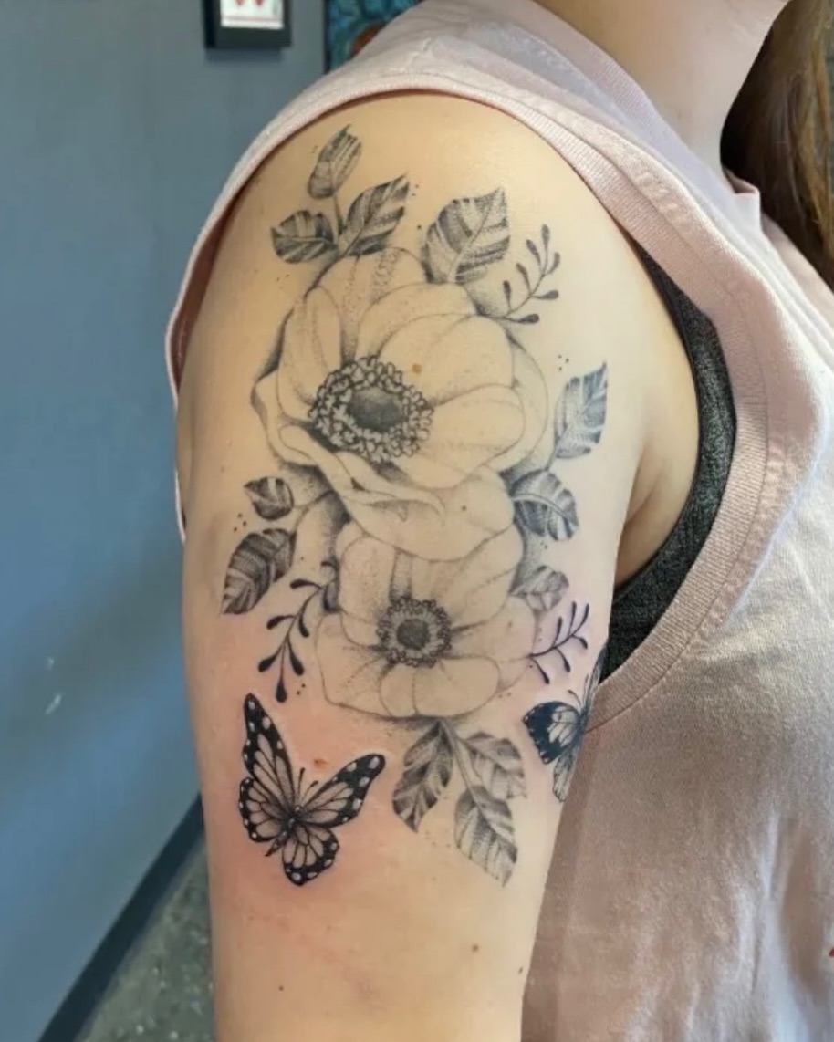 Tattoo by @kail.tattoos — black_and_grey