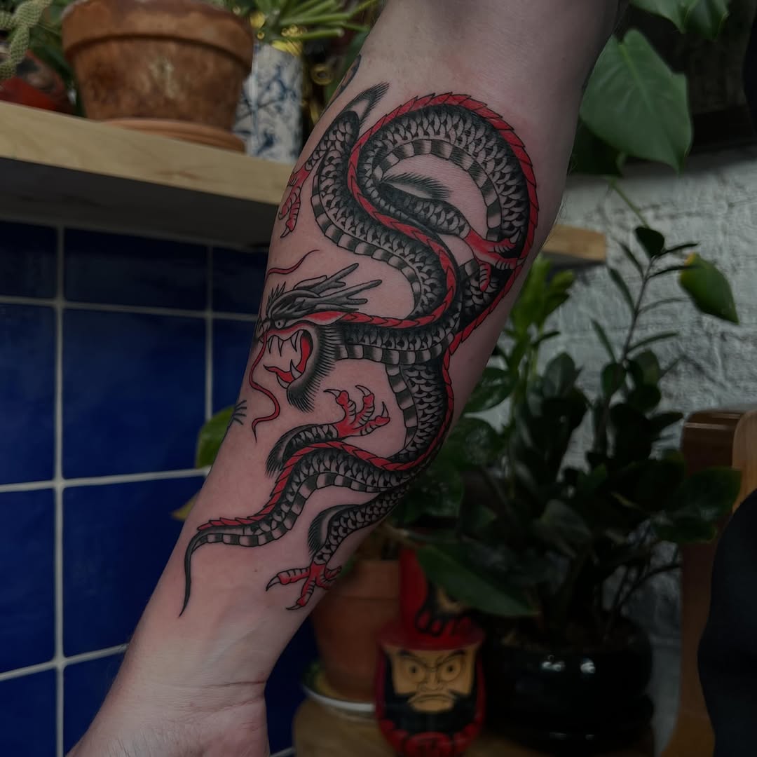 Tattoo by @erae.tattoo โ japanese_irezumi, illustrative