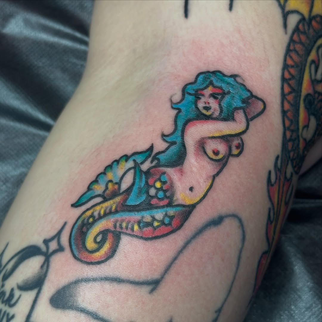Tattoo by @leahjoytat2 โ american_traditional, illustrative