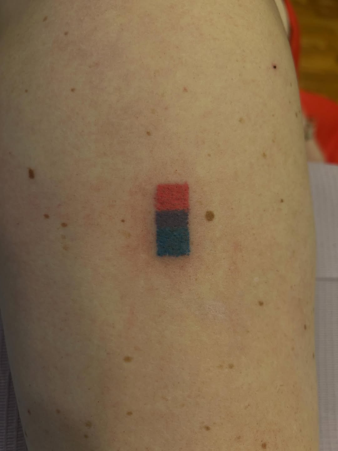 Tattoo by @pokesandspirals โ minimalist